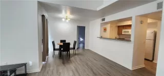 Photo #3: 2648237 Listing 