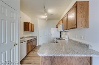 Photo #5: 2648260 Listing 