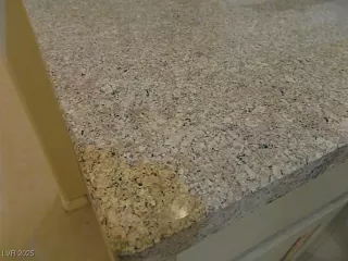 Photo #4: 2648283 Listing 