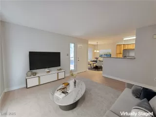 Photo #2: 2648320 Listing 