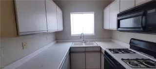 Photo #3: 2648328 Listing 