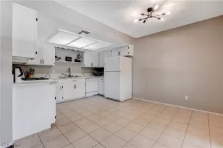 Photo #3: 2648422 Listing 