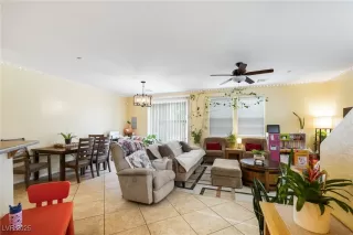 Photo #2: 2648432 Listing 