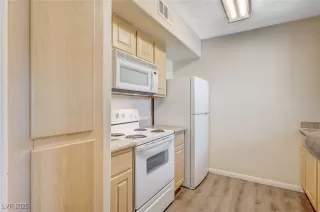 Photo #1: 2648434 Listing 