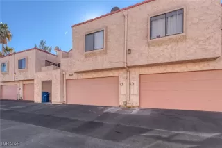 Photo #2: 2648437 Listing 