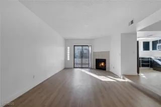 Photo #6: 2648437 Listing 