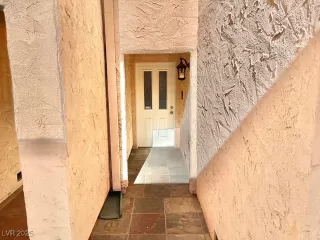 Photo #2: 2648447 Listing 