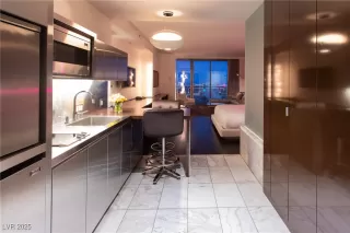 Photo #4: 2648455 Listing 