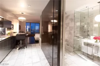 Photo #5: 2648455 Listing 