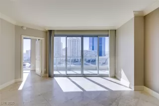 Photo #6: 2648479 Listing