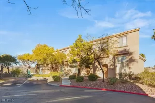 Photo #4: 2648510 Listing