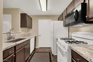 Photo #1: 2648529 Listing 