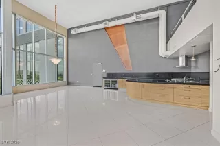 Photo #1: 2648544 Listing 