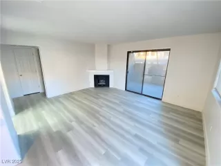 Photo #6: 2648560 Listing 