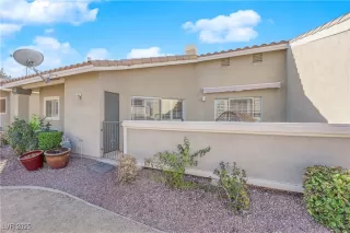 Photo #3: 2648565 Listing