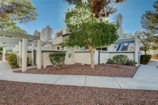 Photo #4: 2648568 Listing 