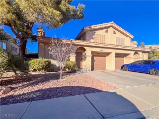 Photo #1: 2648596 Listing 