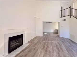 Photo #4: 2648596 Listing 