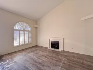 Photo #6: 2648596 Listing 