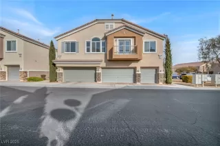 Photo #2: 2648641 Listing