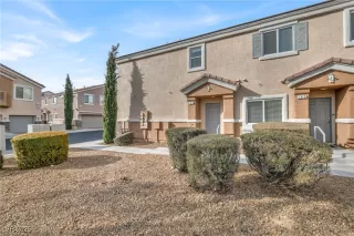 Photo #4: 2648641 Listing