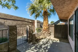 Photo #3: 2648651 Listing 