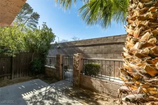 Photo #4: 2648651 Listing 