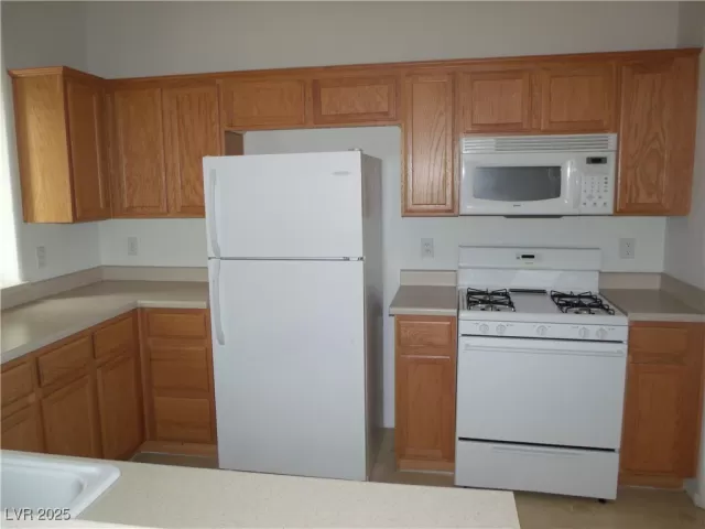 MLS: 2648658 Condo For Sale