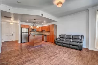 Photo #3: 2648665 Listing 