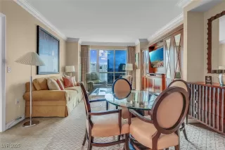 Photo #6: 2648676 Listing