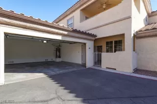 Photo #3: 2648681 Listing 