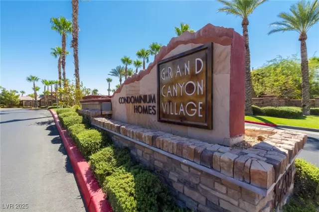 MLS: 2648699 Condo For Sale