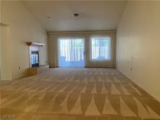 Photo #5: 2648706 Listing 