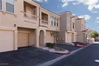 Photo #2: 2648711 Listing 