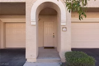 Photo #3: 2648711 Listing 