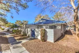 Photo #1: 2648717 Listing