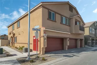 Photo #1: 2648743 Listing 
