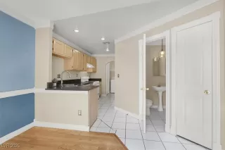 Photo #5: 2648757 Listing