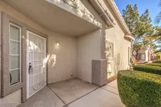 Photo #3: 2648776 Listing