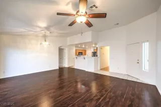 Photo #6: 2648776 Listing