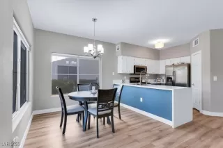 Photo #3: 2648787 Listing 