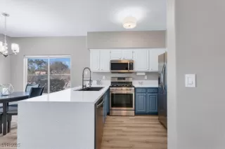 Photo #6: 2648787 Listing 