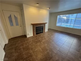 Photo #2: 2648801 Listing 