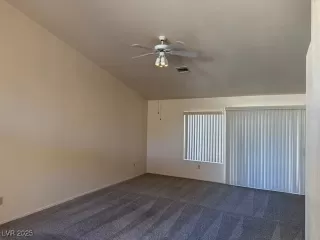 Photo #1: 2648802 Listing 