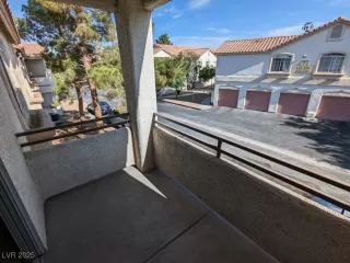 Photo #6: 2648806 Listing 