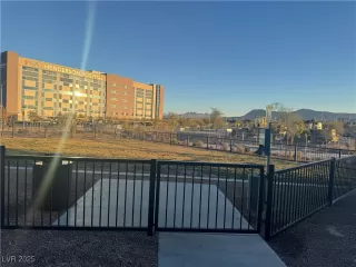 Photo #5: 2648808 Listing 