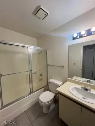 Photo #6: 2648855 Listing