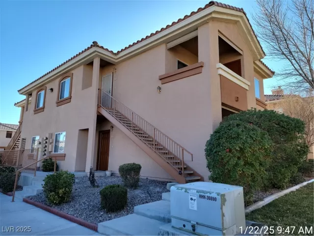 MLS: 2648862 Condo For Sale