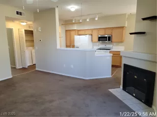 Photo #3: 2648862 Listing 