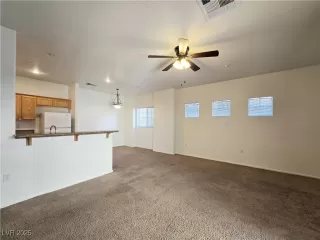 Photo #6: 2648927 Listing 